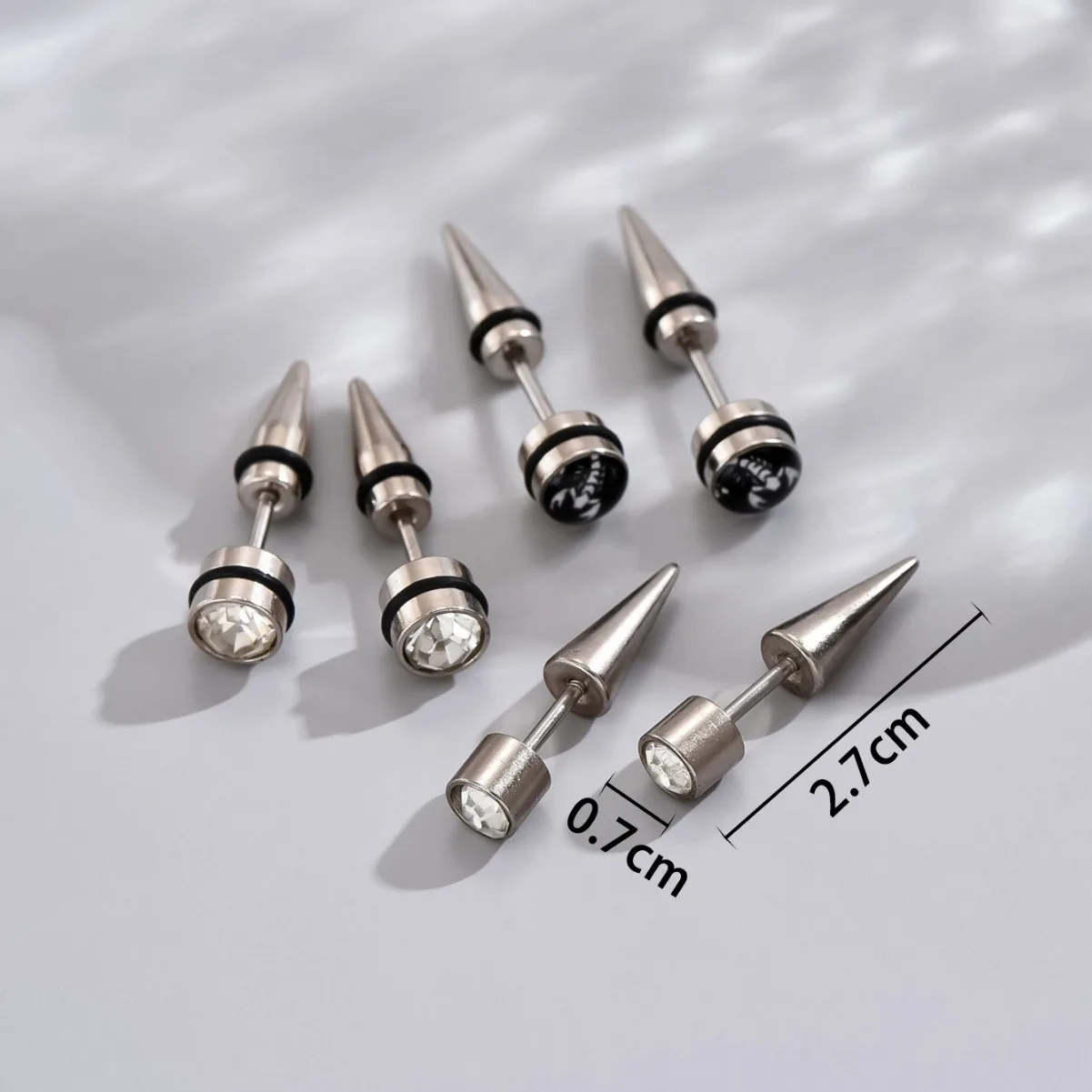 Fashionable European and American Style Stainless Steel Pointed Bullet Head Earrings with Rhinestone Ear Bone Studs and Earring