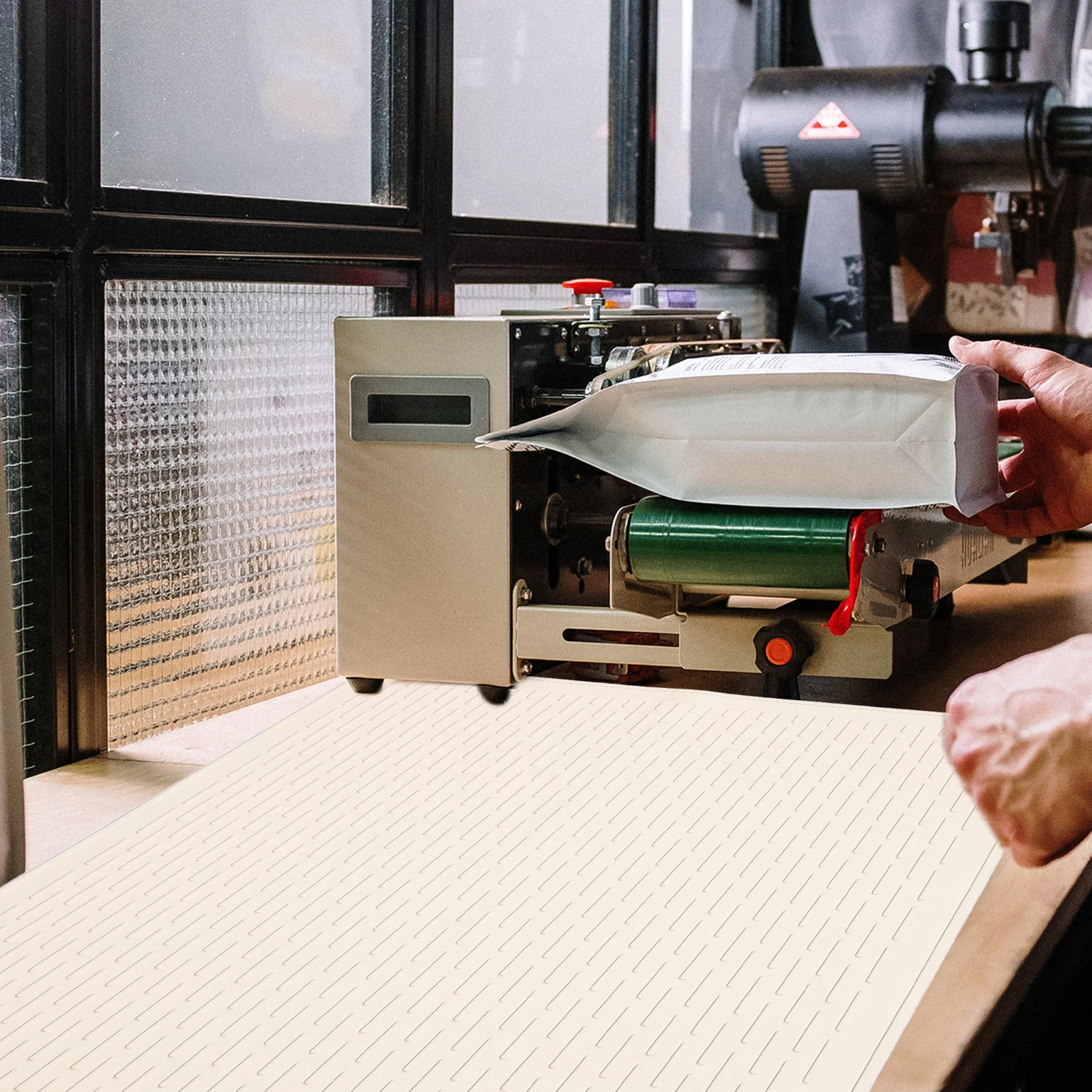 

Stove Cover Mat for Electric Stovetop Heat Resistant Silicone Countertop Protector for Air Fryer Coffee Bar Station Multi-Use