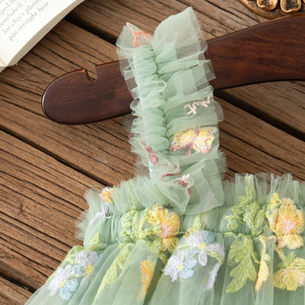 فستان الأميرة الصيفي للفتيات بدون أكمام على شكل زهرة الكرمة الشبكية للطفل بعمر 0-2 سنة فستان أطفال رائع بدون حمالات لأعياد الميلاد للفتيات