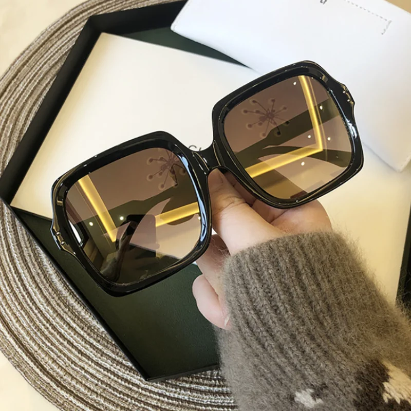 Sunglasses Women Vintage Oversize Square Luxury Big Frame Women Sun Glasses Black Fashion Gradient Female Glasses