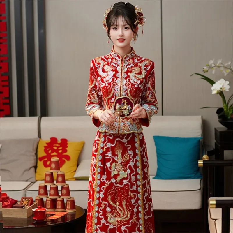 

New style of toasting wedding dress Chinese-style gown with dragon and phoenix