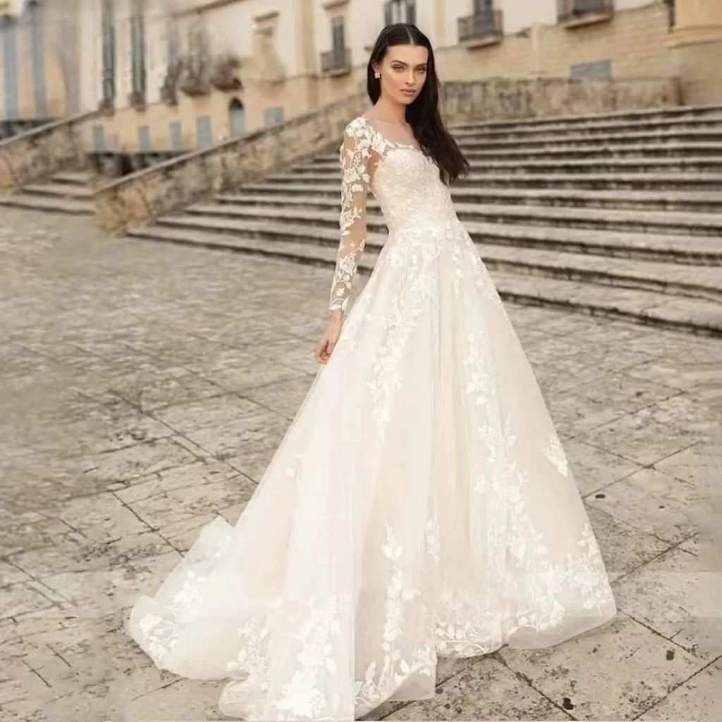 

A-Line Appliques Elegant O-Neck Wedding Dresses Lace Up Long Sleeves Beach Bride Gowns robe de mariée bohème Plus Size