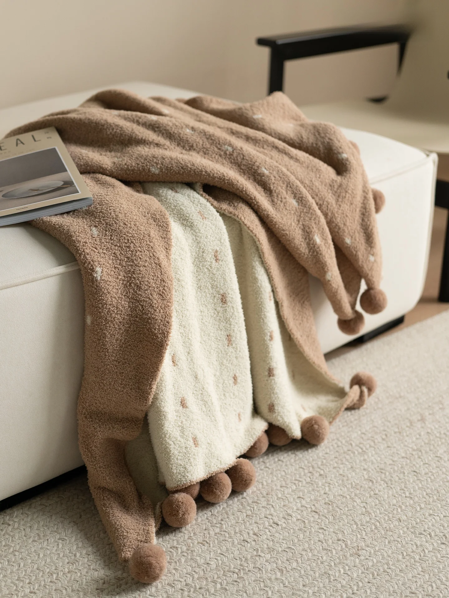 

Half-velvet Blanket Winter Warm Sofa Cover Blanket Maternity And Infant Grade Decorative Sample Room Homestay Blanket