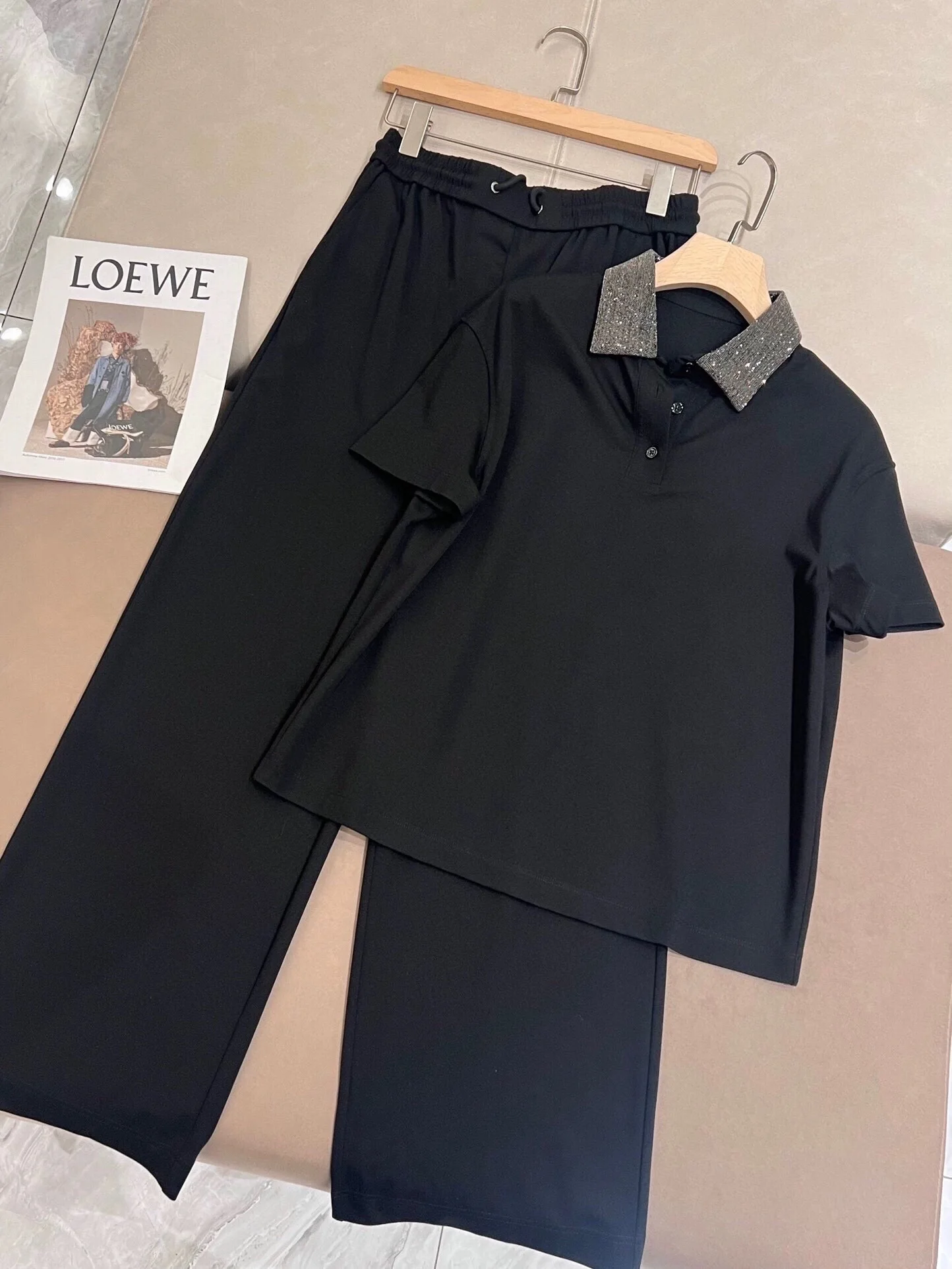 

Summer 2024 Women's Pant Suit Short Sleeves Polo Collar T-shirt Top + Drawstring Elastic Waist Trousers 2 Piece Set