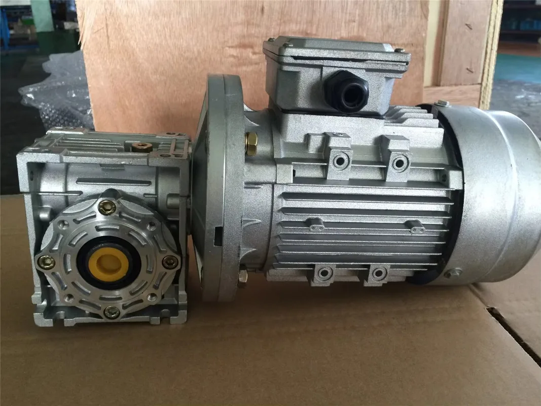 Gearbox  NMRV040  with ratio20   With Motor-0.37kw-71B5-3 phase AC,220/380V,60hz