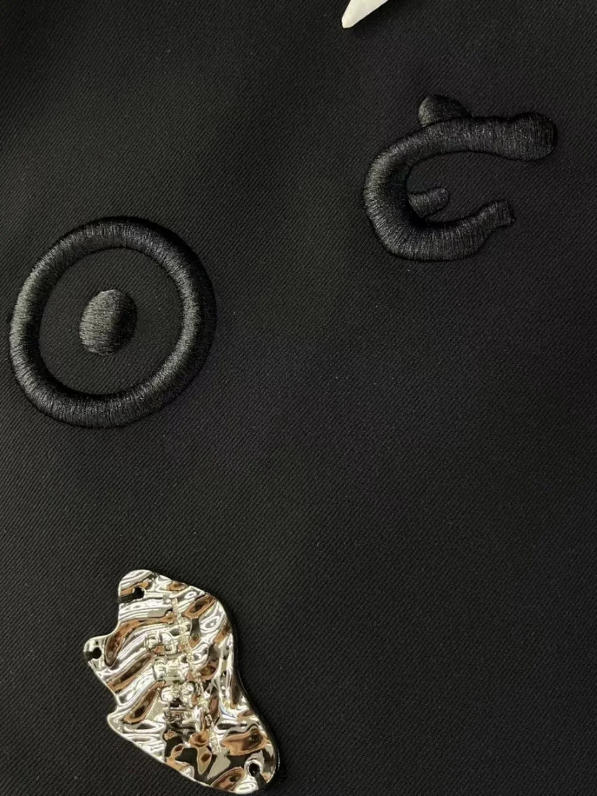 الخريف الشتاء عبر على شكل غير النظامية تصميم التطريز دعوى سترة امرأة زر معدني أزياء أنيقة قصيرة نمط دعوى صدرية #5