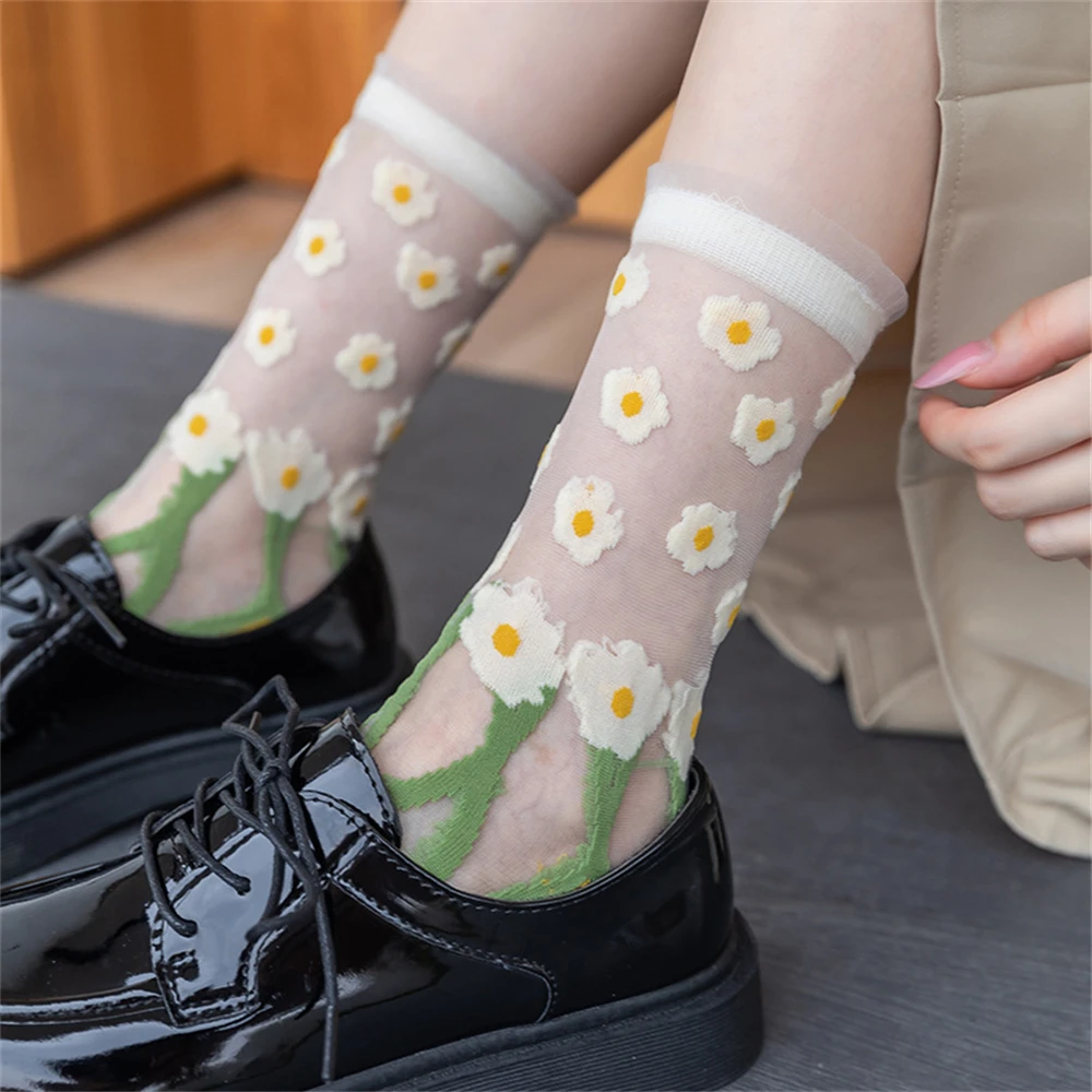 Chic Summer Ladies Mid-Tube Lace Splicing Cotton Mesh Breathable Thin Glass Silk Crystal Little Flower Vine Socks Dropship