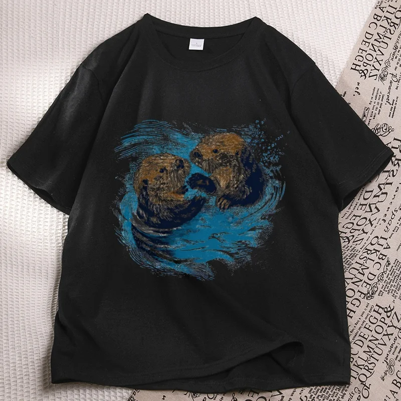 Vintage Otters T Shirt Otter Faded Wildlife T-Shirt 90s Graphic Style Ocean Animals Tshirt for Nature Lovers Cotton Short
