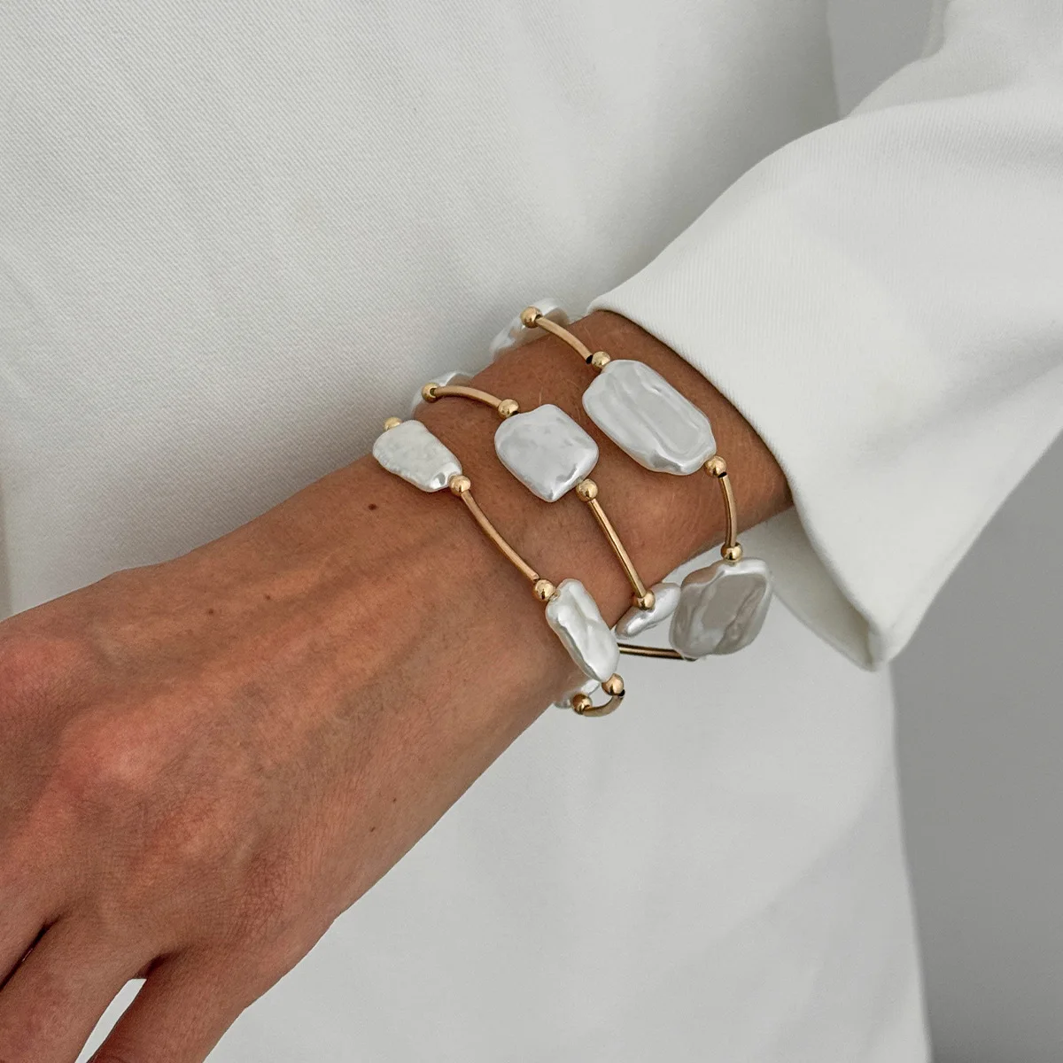 Juego de 3 piezas de pulseras de perlas barrocas irregulares, pulsera elástica con temperamento de nicho para mujer, regalos de joyería de moda para fiesta