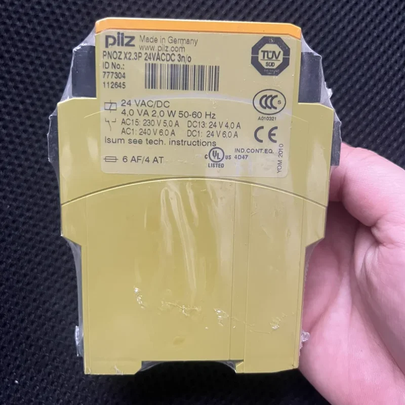 

Free Shipping PILZ PNOZ PNOZ X13 774549 24VDC PILZ Safety Relay Module Original New