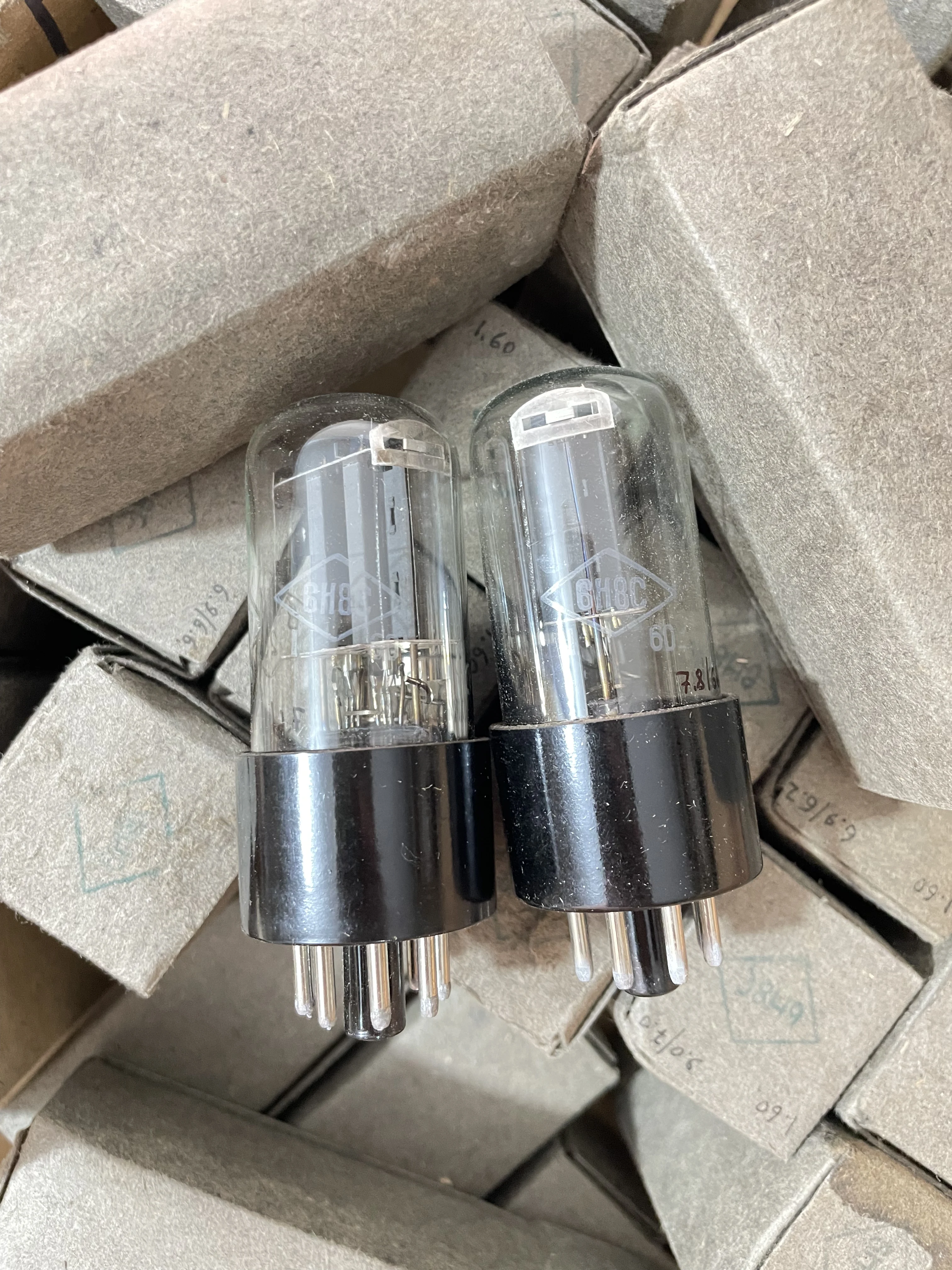 for Soviet 6H8C directly replaced 6N8P/6SN7/VT231/5692/ECC33 early large-base paired vacuum tubes