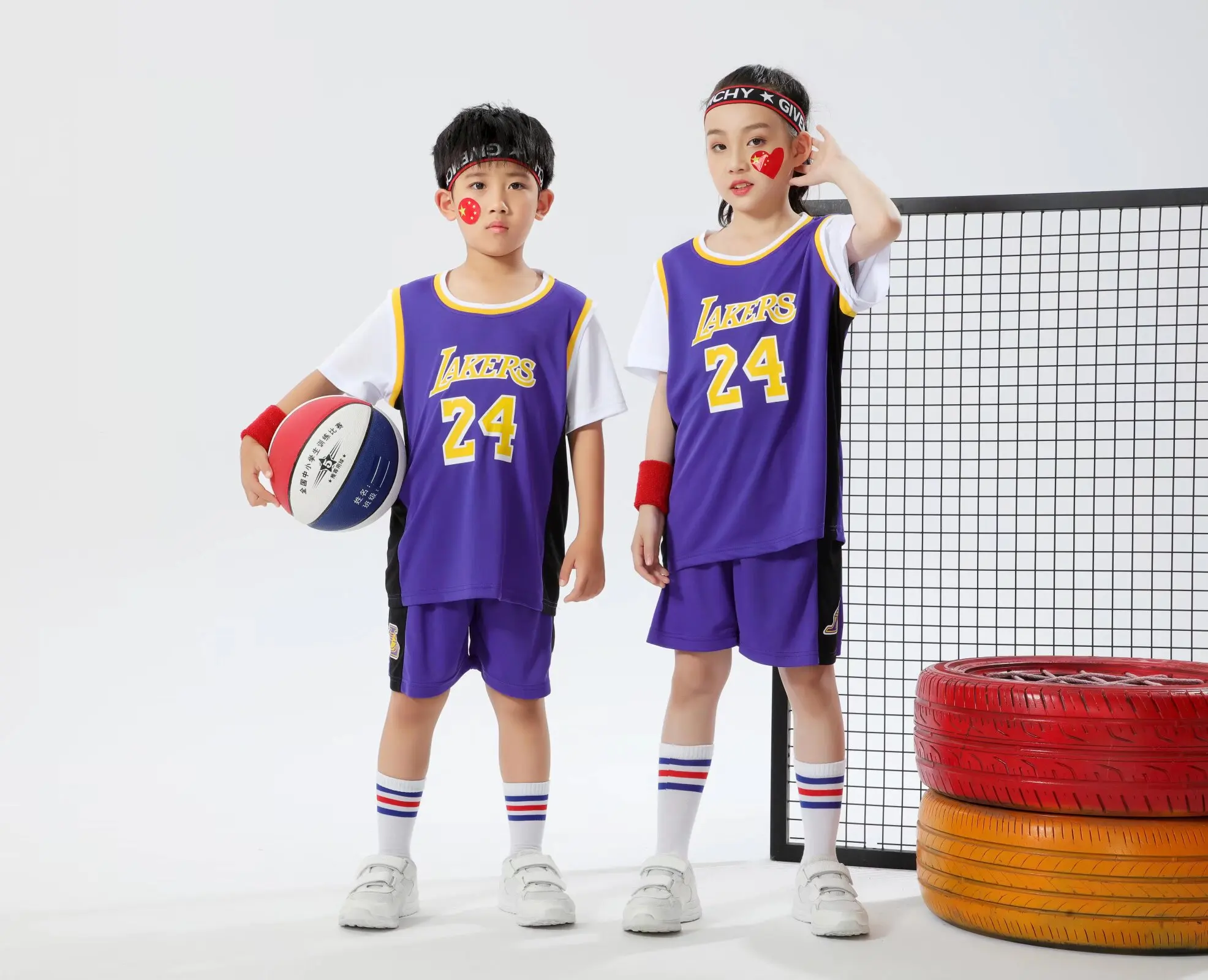 New Children\'s clothing suit quick-drying sweat-absorbent boys girls #24Basketball Jerseys Fake two-piece uniform kit primary sc