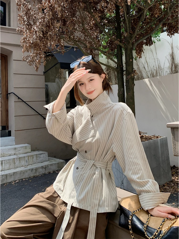 

Retro Striped Design Stand Collar irt Women's Spring 2026 Two-Way Wear Windbreaker Sle Belted Waist Slimming Women's irt