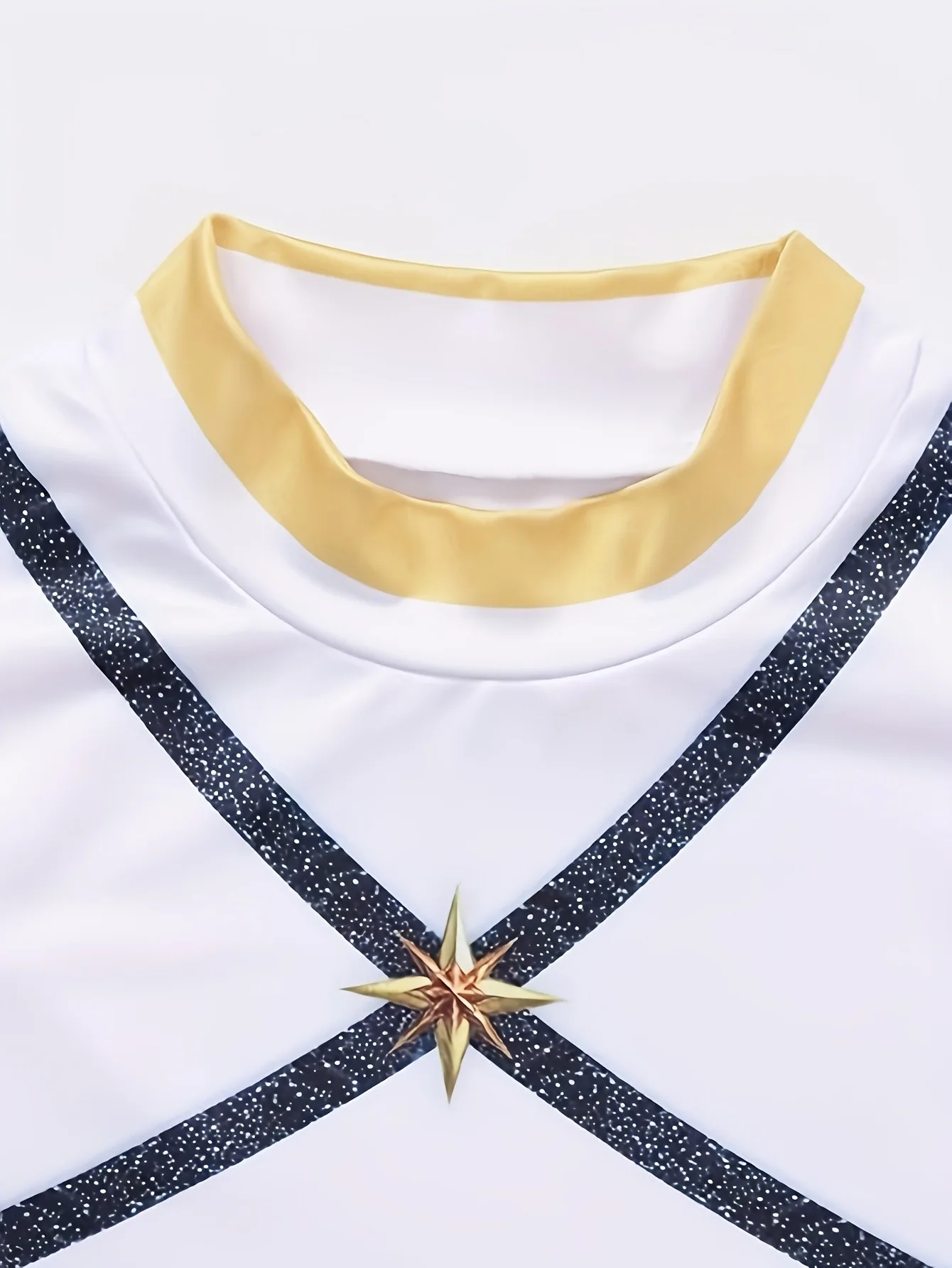 3-teiliges Set für Kinder und Mädchen, glitzernde, bestickte Crop-Jacke und Shorts mit Kettenverzierung und Cami-Top, Bühnenkostüm für Tanzauftritte – Detail 5