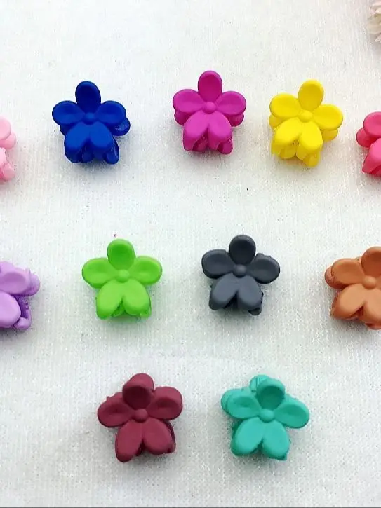 

20Pcs/Lot Fashion Doll Hairpin Small Clip Many Styles Hair Gripper Wholesale Doll Accessories Color Randomly Selected