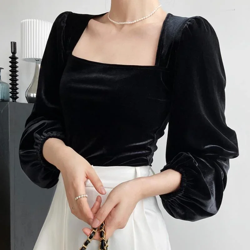 French Retro Black Velvet Tops Womens Elegant Square-neck Lantern Sleeves Shirt Mature Ladies Simple Velour Top Autumn New