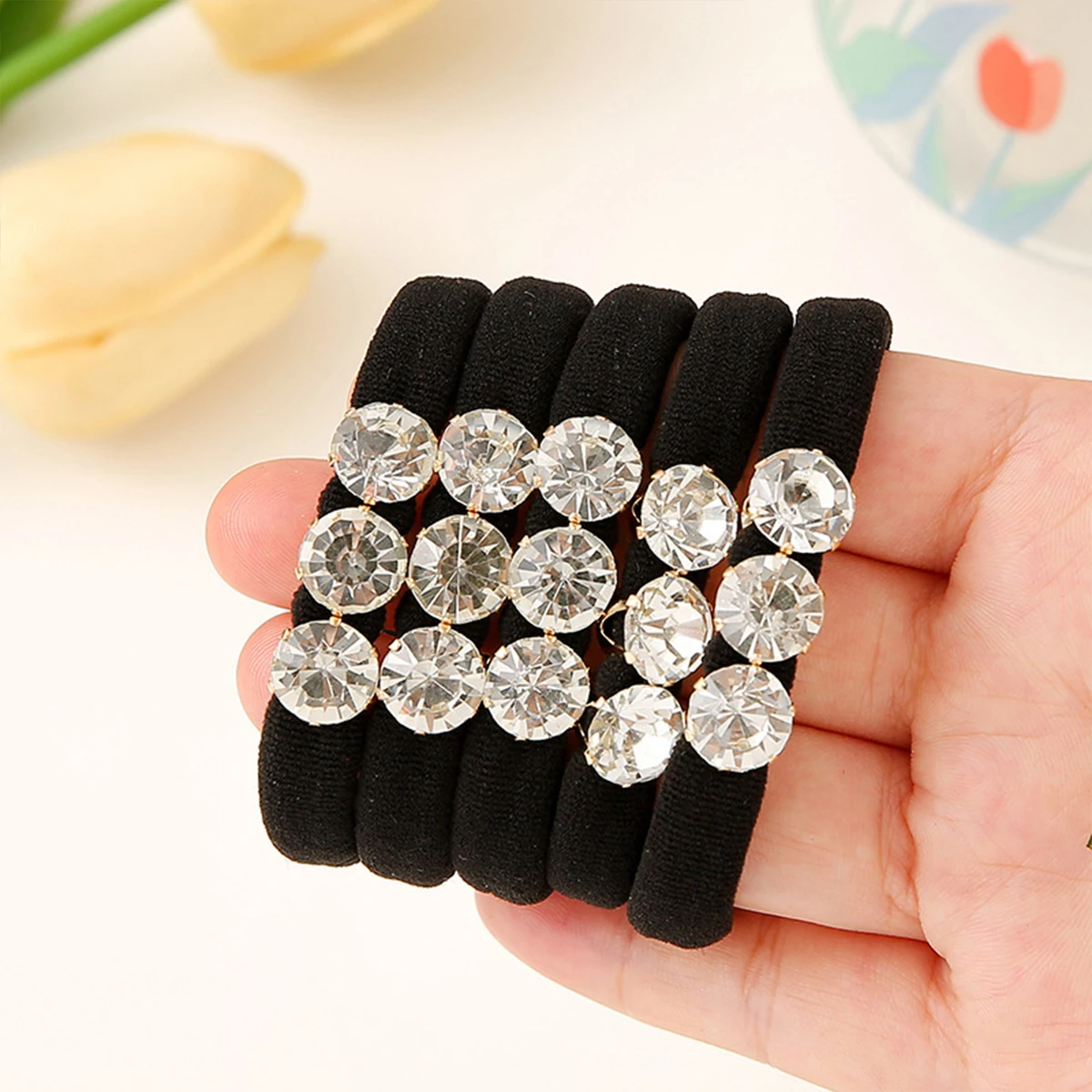 4pcs Shiny rhinestone rubber bands, female head tie ropes, rubber bands, high elastic and durable hair ropes, black hair ties