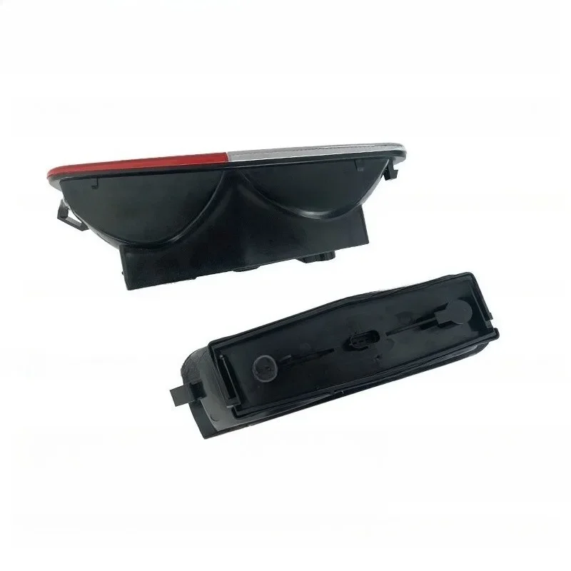 Car Rear Bumper Reflector XFB000720 XFB000730 For Land Rover Freelander II 2003-2004 Turn Signal Indicator Brake Lamp New