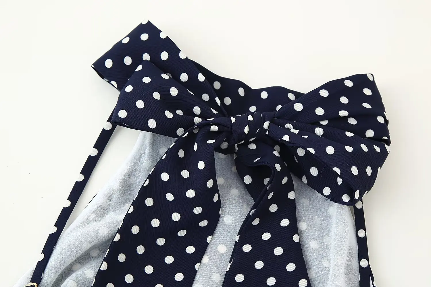 Elegancka sukienka w grochy z paskiem KONDALA, damska sukienka na ramiączkach, bez pleców, moda letnia 2025, styl high street, na wakacje, imprezę, sukienka typu halter.