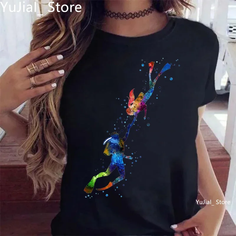 Watercolor Diving Couple Printed T Shirt Girls Gray/Green/Yellow/Pink/Black/White Tshirt Women Summer Fashion T-Shirt Female