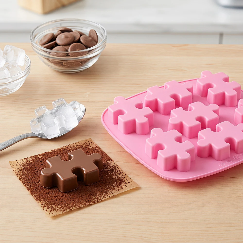 1pc puzzle ice grid shaped silicone mold, 3D ice cubes suitable for cooling whiskey cocktail drinks, ice tray