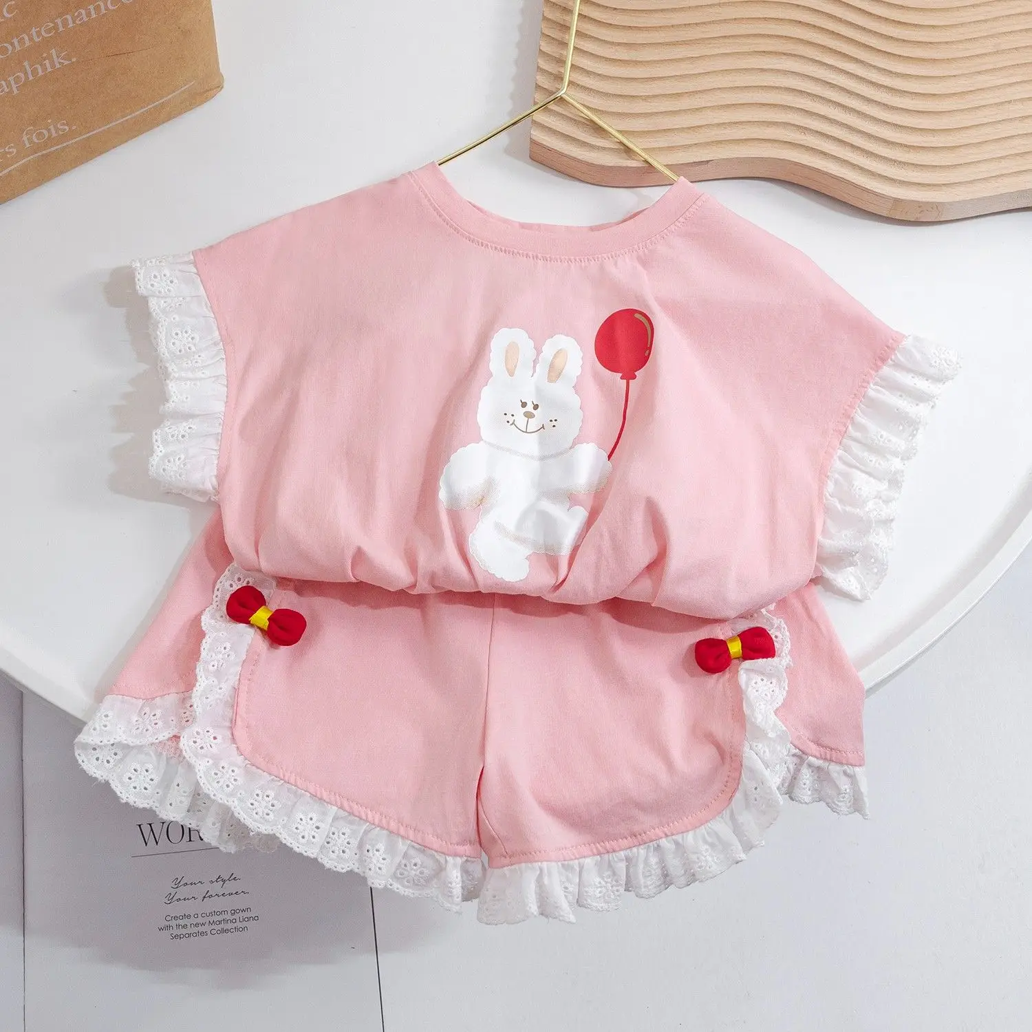 

Детские элегантные комплекты одежды из 2 предметов для девочек на день рождения 2026: весенне-летний/осенний комплект для малышей, милые кружевные топы-рубашки + шорты