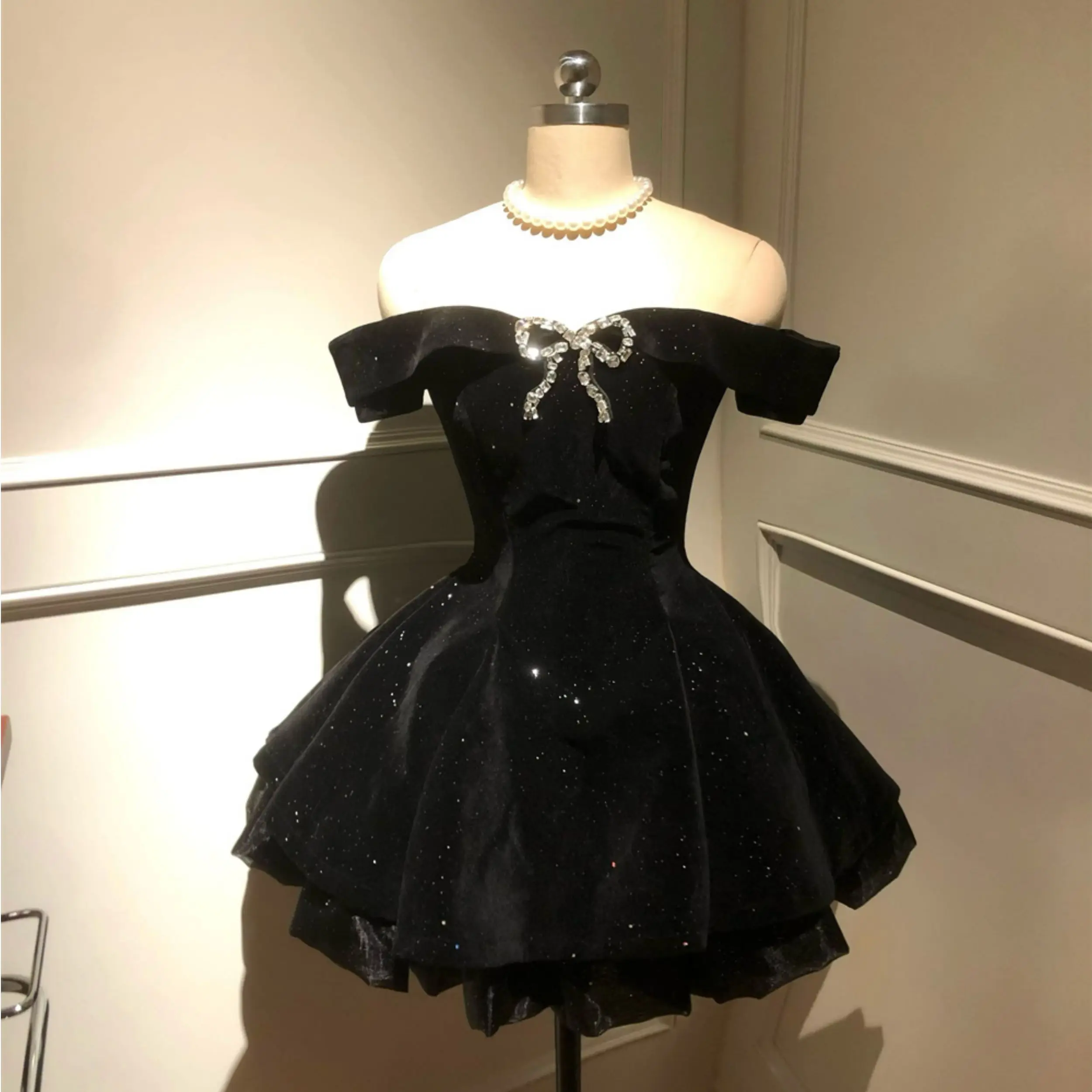 

French gold heavy industry fine flash diamond bow off-the-shoulder dress summer new temperament fluffy short skirt children
