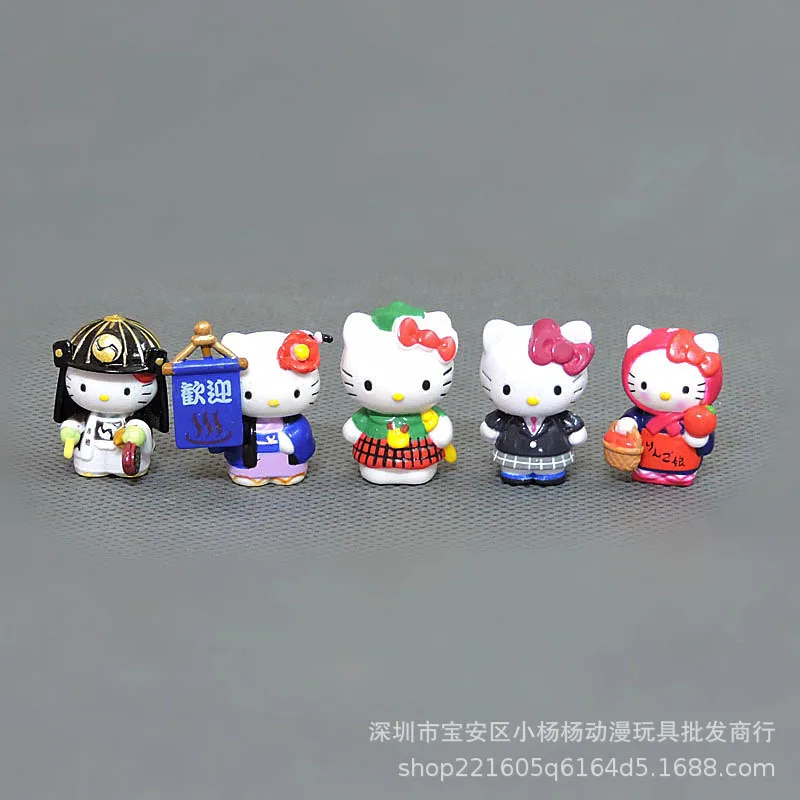 Anime Sanrio kucing kecil versi Mini boneka lanskap mikro ornamen kartun Kawaii Hello Kitty figur Model hadiah Dekorasi mainan