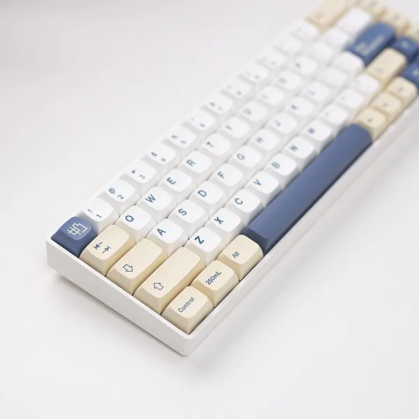 

Soy milk keycap pbt material xda height sublimation adaptation 108/104/100/98/87/68/61, etc