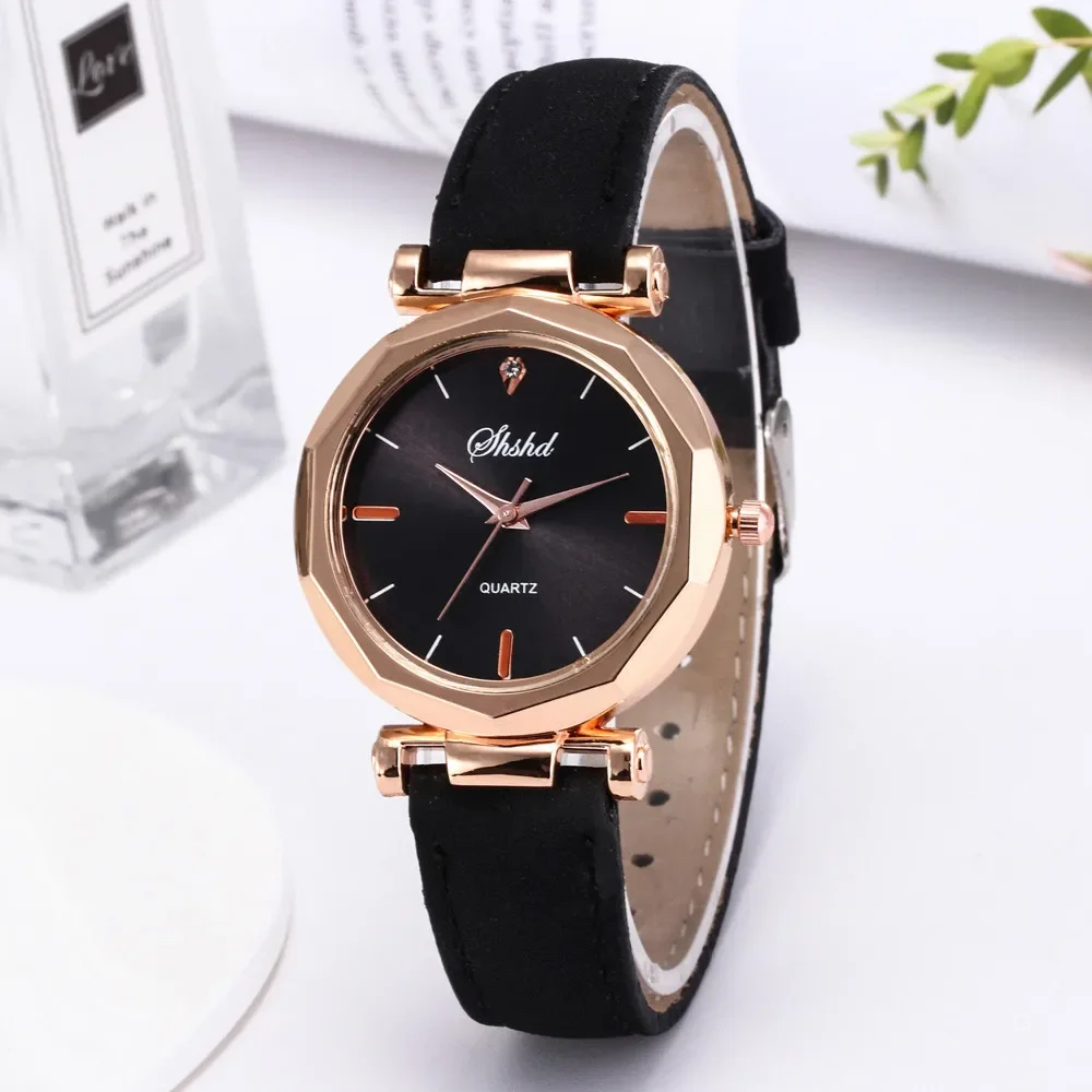 

Women's Watches Fashion Women Leather Casual Watch Luxury Analog Quartz Crystal Wristwatch for Ladies Gift Atmosphere