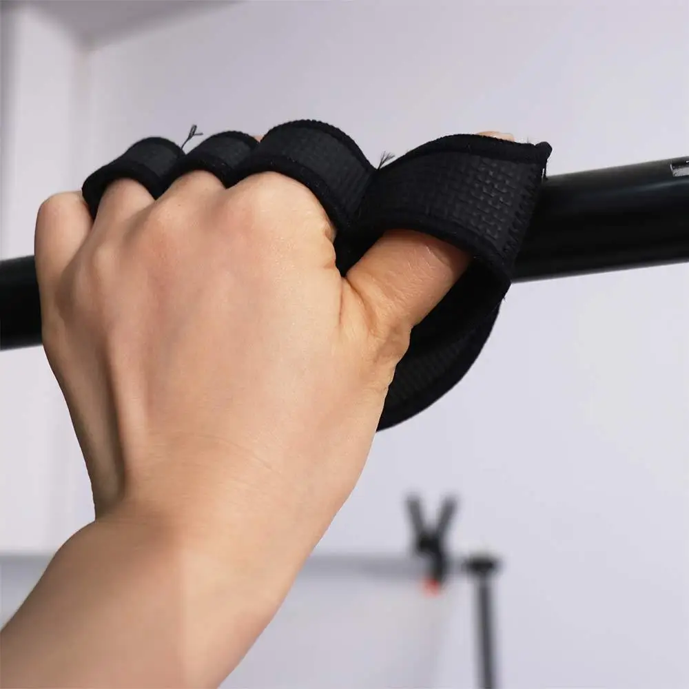 1 Pair Non-slip Fitness Palm Protect Pads Thicken Wear-resistant Weightlifting Hand Protect Pads Four-finger Durable