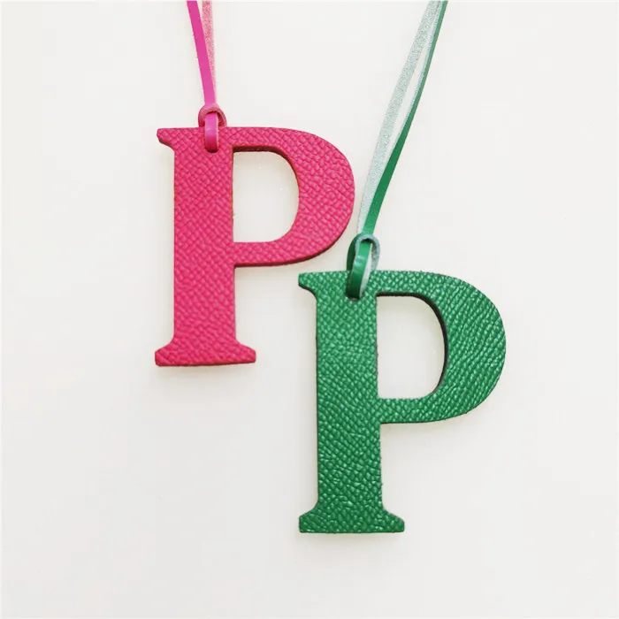 Cowhide Leather 26 Letters Keychain Simple Solid Color Key Ring Purse Schoolbag Ornaments Car Key Holder Alphabet Keychains