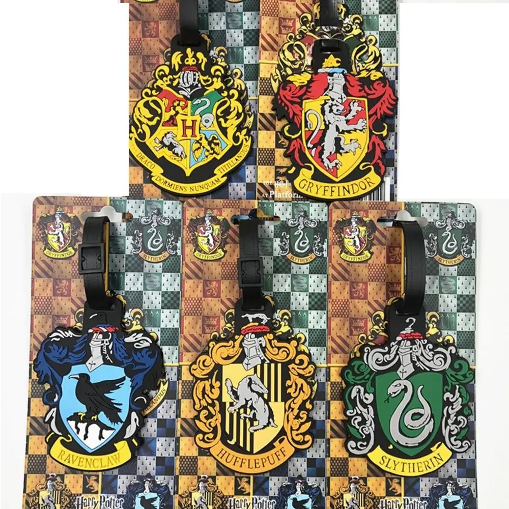 Harrie Potter Luggage Tag Gryffindorr Slytherinn Badge Hermione Ron Malfoy Badge Luggage Tags Keychain PVC Suitcase Card Pendant