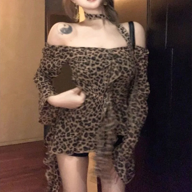 Retro Leopard Print One Shoulder Short T-Shirt Sexy Spicy Girl Slimming Versatile Casual Loose Fit Long Sleeve Women's Top