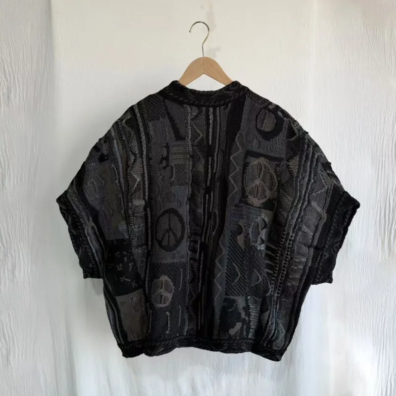 HKSH Spring Summer New Men Tide Chic Ins Retro Waistcoat Bitter Melon Pattern Tank Tops Ethnic Knitted Short Sleeve Vest HK21078