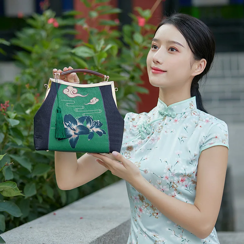 Cheongsam ancient style handbag retro women's bag handmade mouth gold bag dinner bag Republic of China style