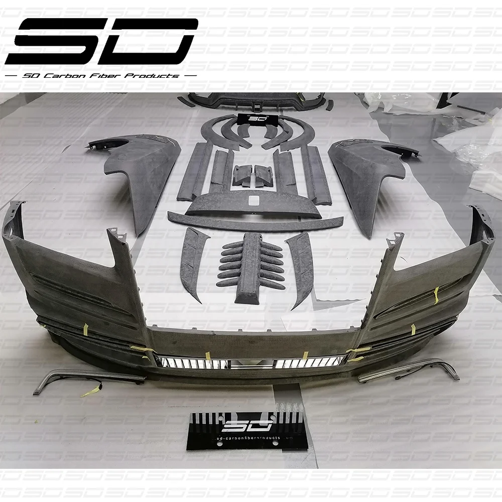 Second Gen Visible  Dry Carbon Fiber Full Set Body Kit Without Clear Coat For Roll-s Roy-ce Culli nan