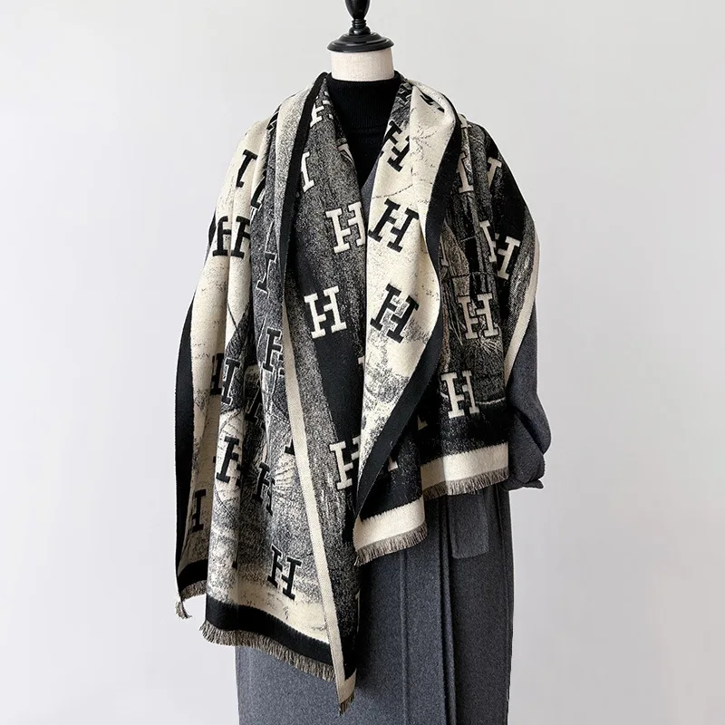 Nuove sciarpe di lusso con frange lunghe in cashmere su due lati invernali di alta qualità da donna addensare scialle avvolgente da donna Pashmina sciarpa calda