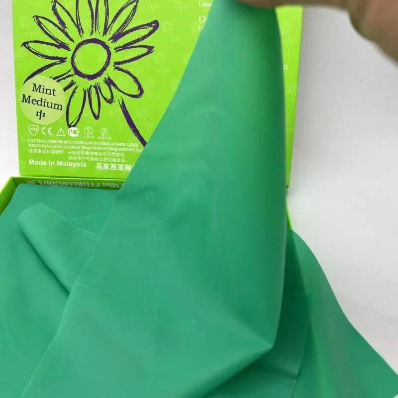 

52PCS/Box Dental 6*6 Rubber Stamp Cloth Oral Rubber Barrier Cloth Natural Latex Perforation Cloth Dental Laboratory Tools