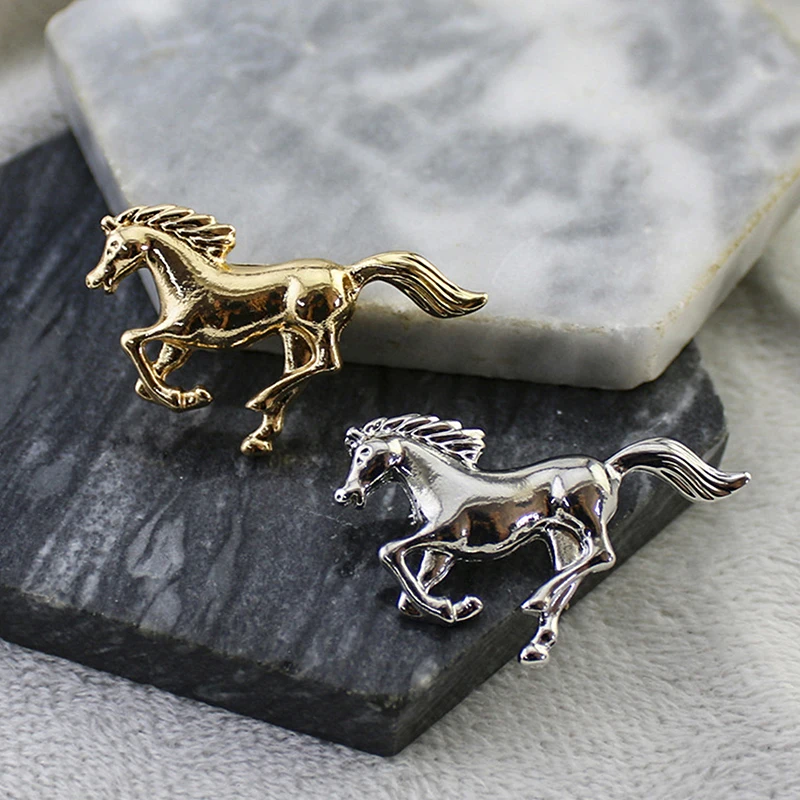 1PC Brooch Pin Retro Enamel Horse Design Badge Clothes Hats Bags Scarves Collar Lapel Brooch Artistic Accessory