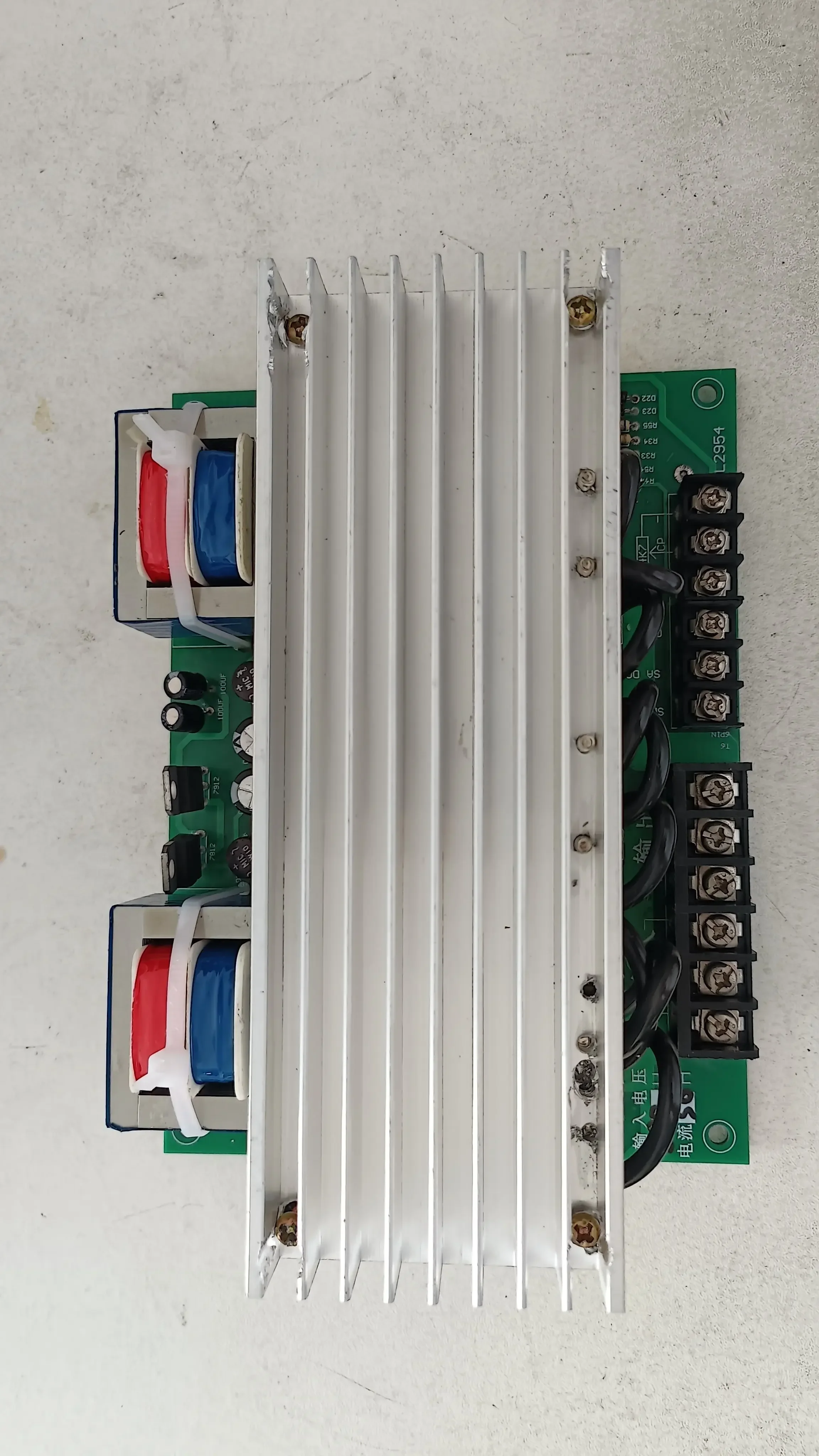 premiumWenzhou's industrial control 8A/16A/26A/32A integrated torque motor speed control board cable and wire winding