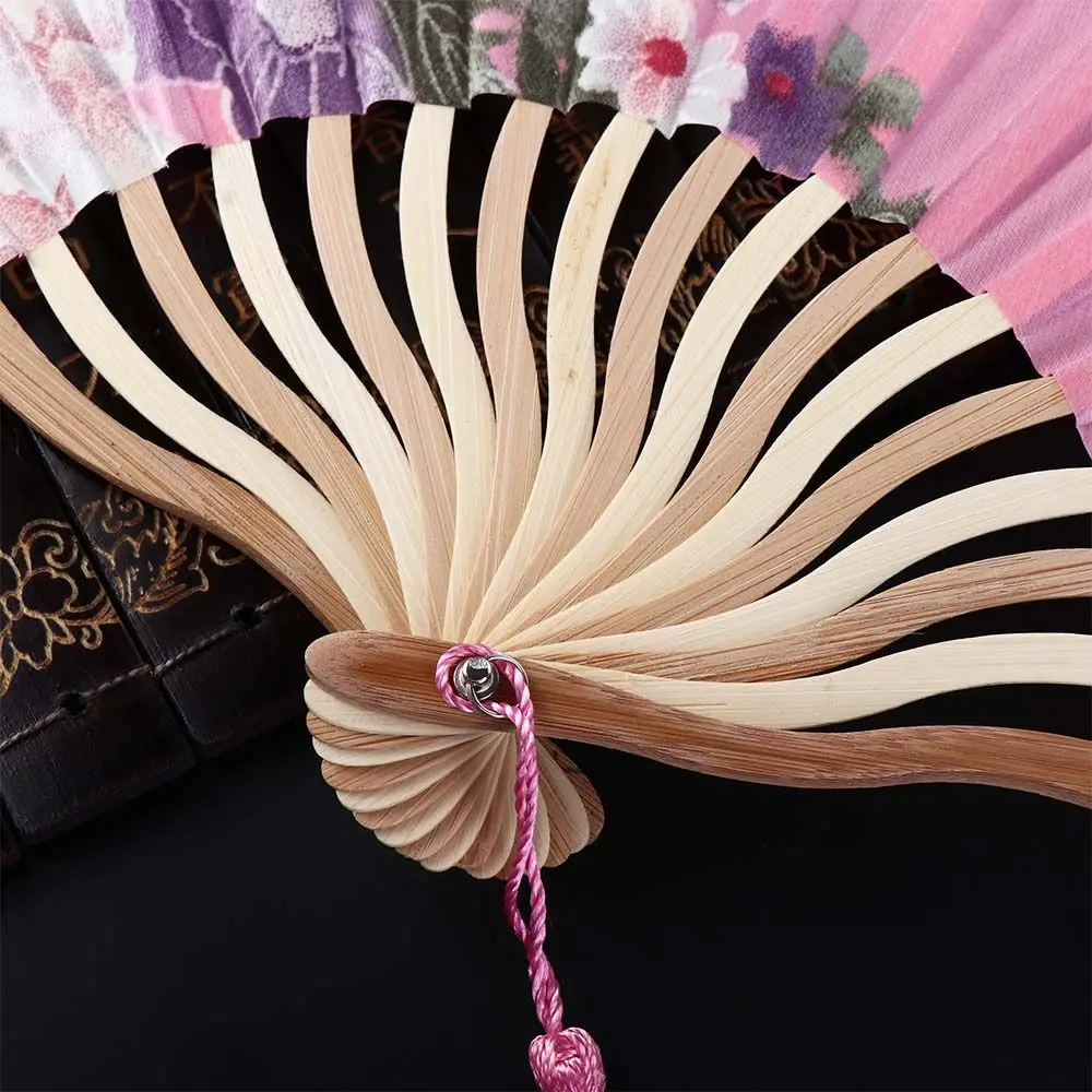 Classical Artistic Gift Sea Shell Shape Bamboo Craft Handicrafts Dance Fan Folding Fan Photography