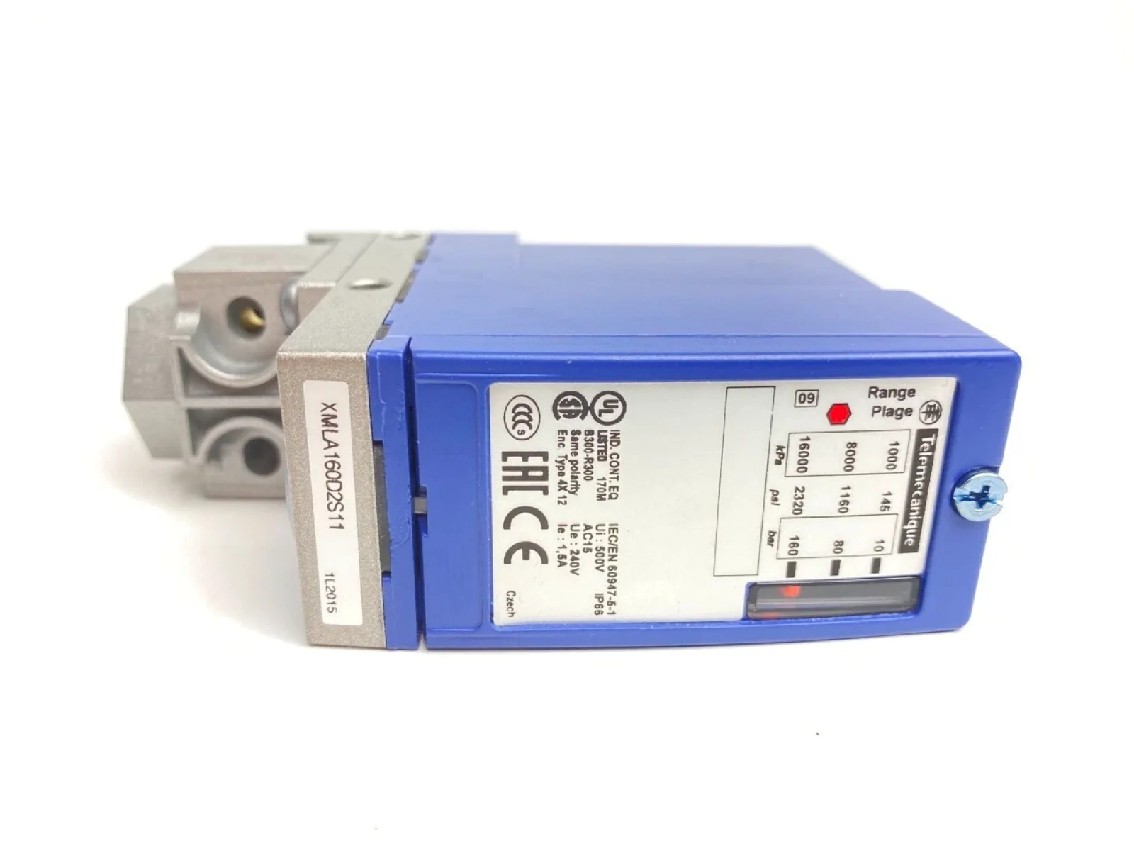 New and original XMLA160D2S11 Pressure switch XMLA 160 bar - fixed scale 1 threshold - 1 C/O