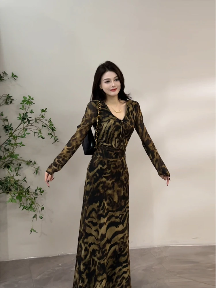 

Элегантное длинное платье макси с леопардовым принтом, осеннее, роскошное, с цветочным узором, с эффектом похудения, повседневное, из полиэстера