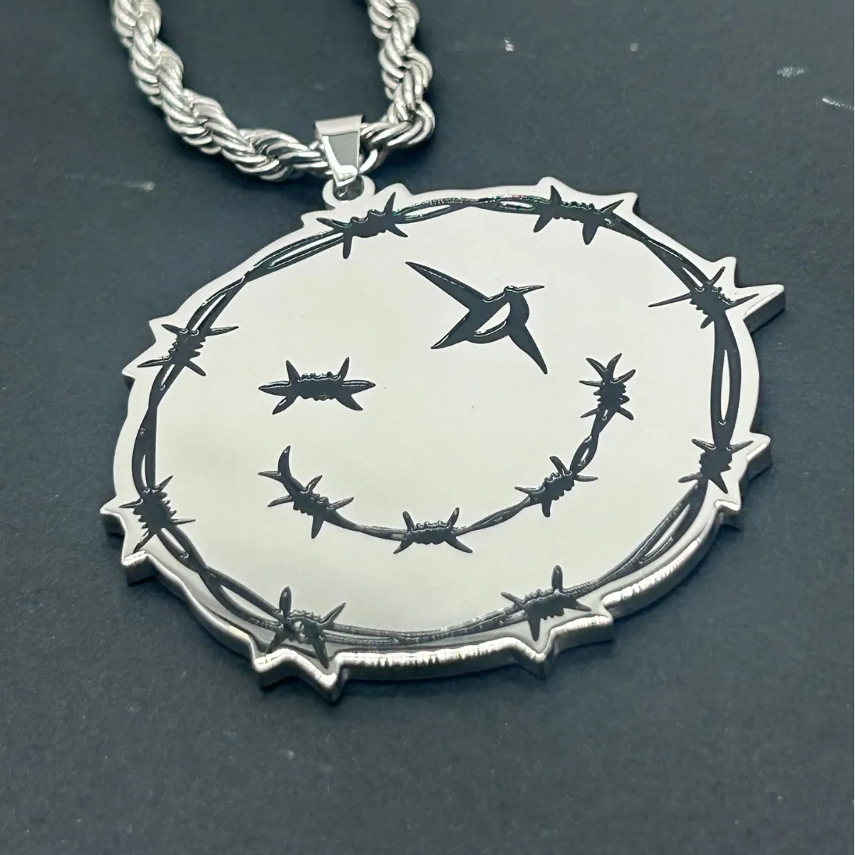Punk hiphop Barbed wire smile zillakami art heavy pendant necklace