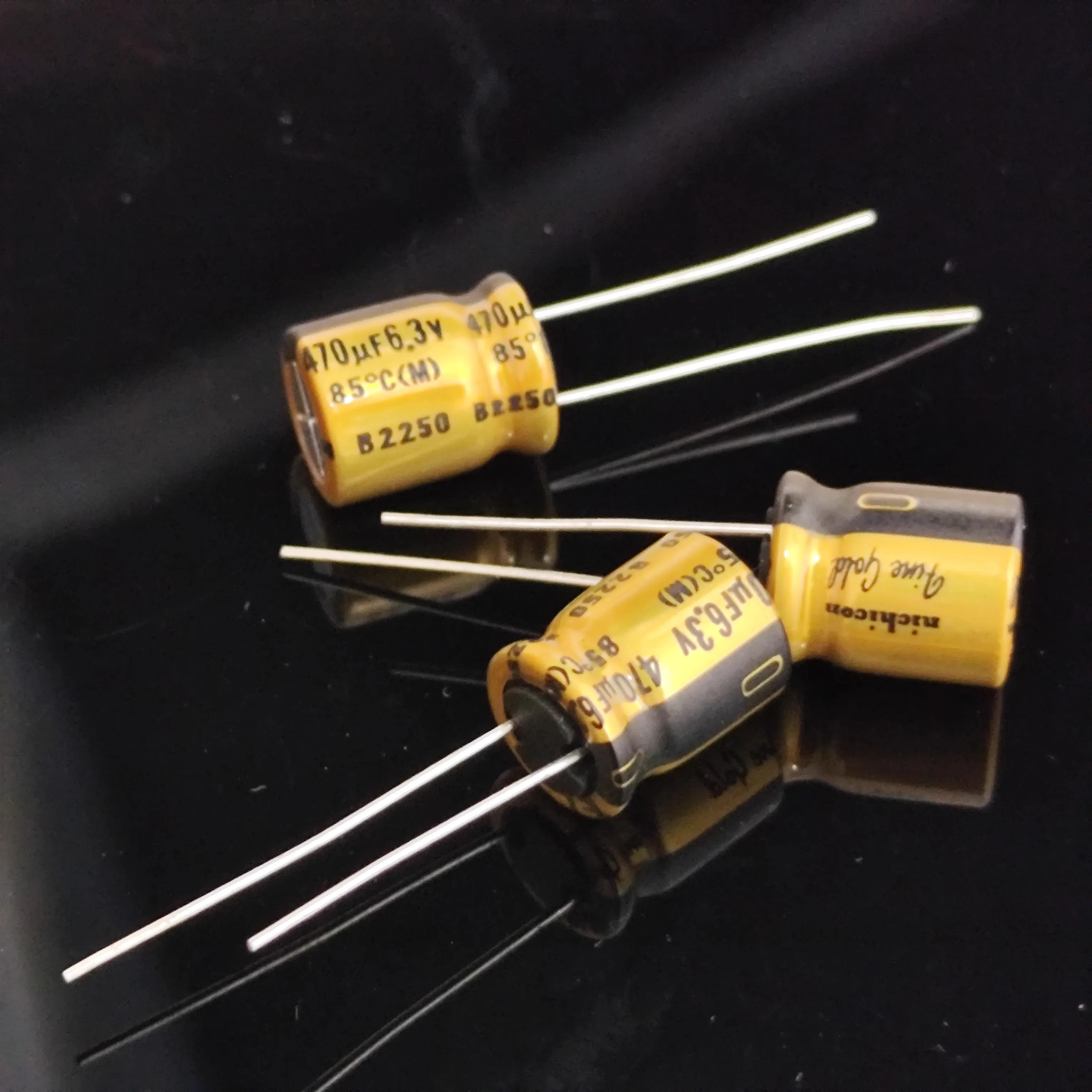 10PCS/50pcs price    6.3V470UF Nichicon 10*12 FG copper pin GOLD audio capacitor FINE GOLD