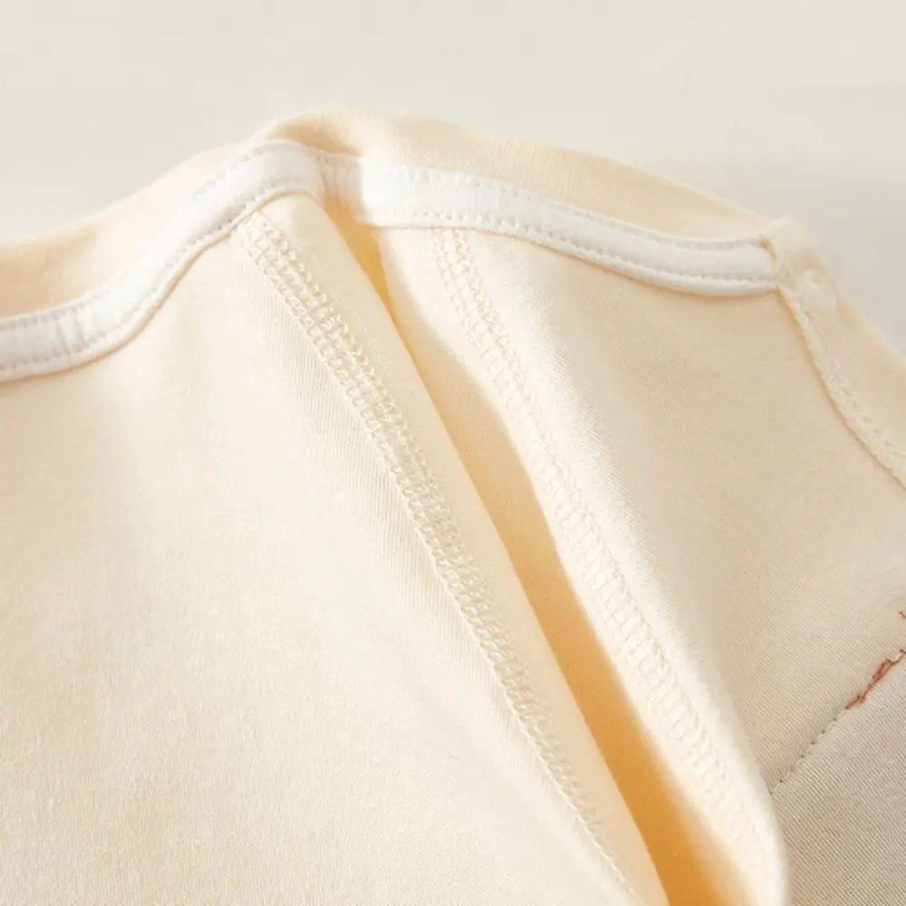 

Комбинезон-слип для новорожденных с длинным рукавом, из мягкой ткани, с клубничным мультяшным принтом, боди из чистого хлопка в полоску, подарочный набор