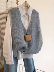 Retro V-Neck Knitted Vest Women's Top Spring Autumn Loose Outerwear Layering Sleeveless Shoulder Bared Sweater Open Cardigan