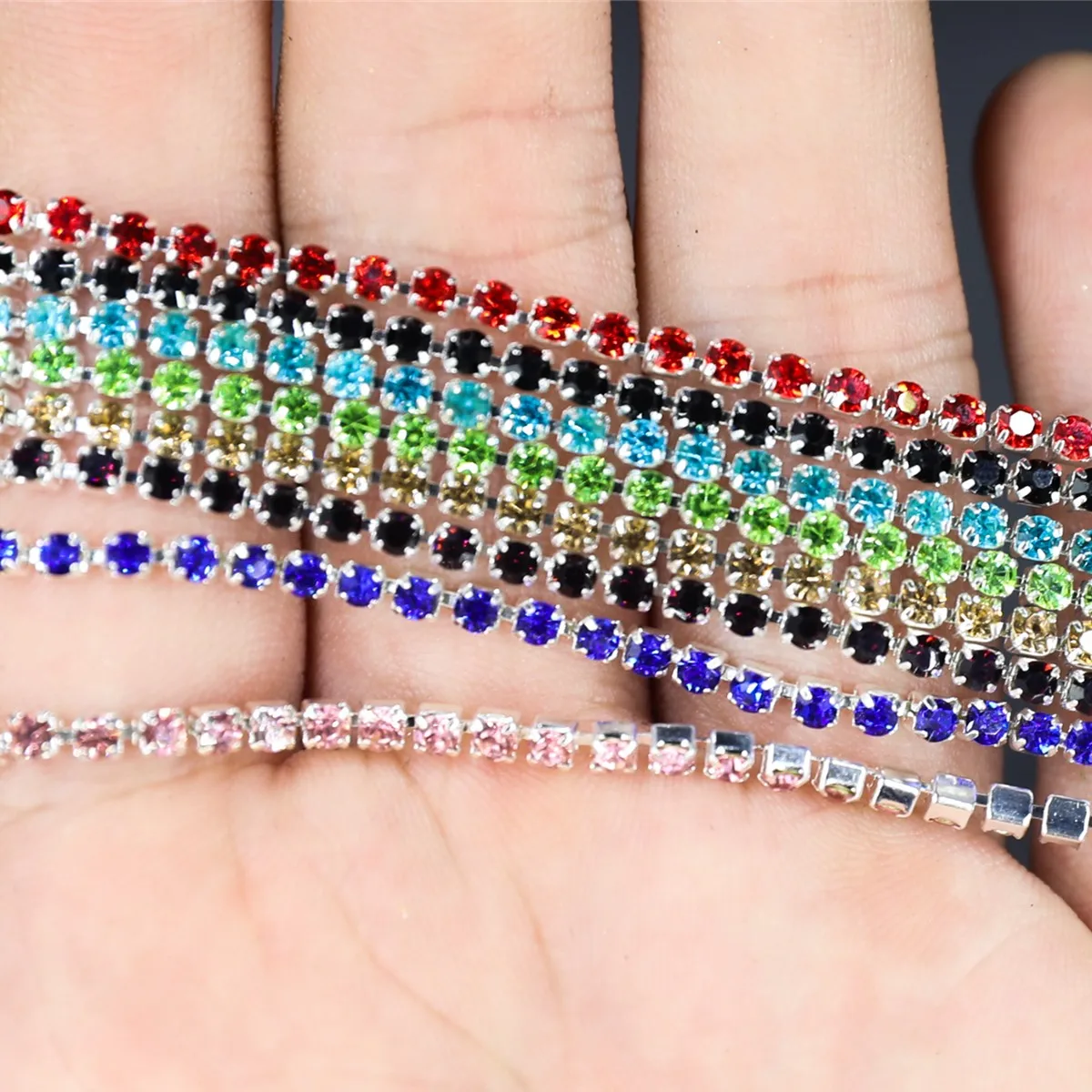 1Yard 10Yards/Roll SS6-SS18 Shiny Crystal Rhinestone Chain Sew-On Glue-On For Clothes Jewelry Apparel Accessories Trim Cup Chain