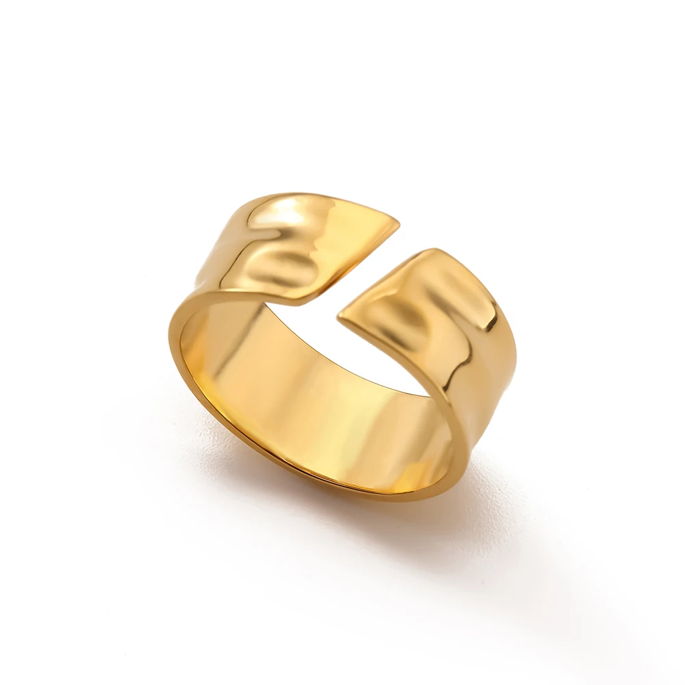 EManco Stainless Steel Gold Plated Fashion Wide Ring, Simple Style Suitable for Men\'s Party Wear, Fine Jewelry